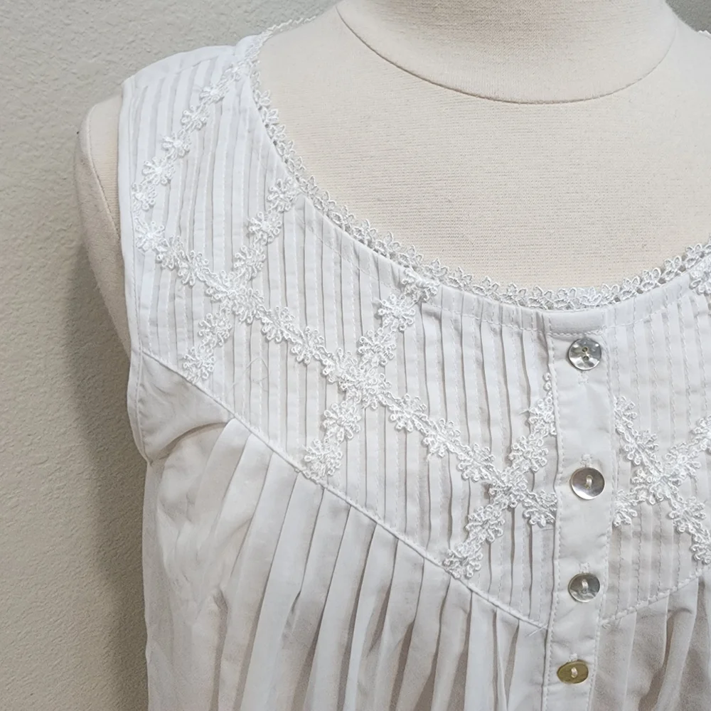 Eileen West Cotton Daisy Lace-Trim Nightgown Pin Tuck Mother of Pearl Buttons - Picture 5 of 11